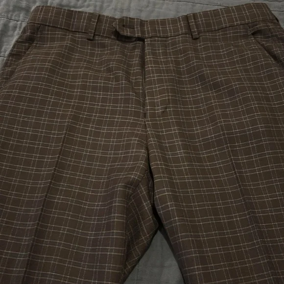 Todd Snyder Sutton (tailored) fit 100% Italian wool dress pants, size 34 x 34 - Picture 6 of 6